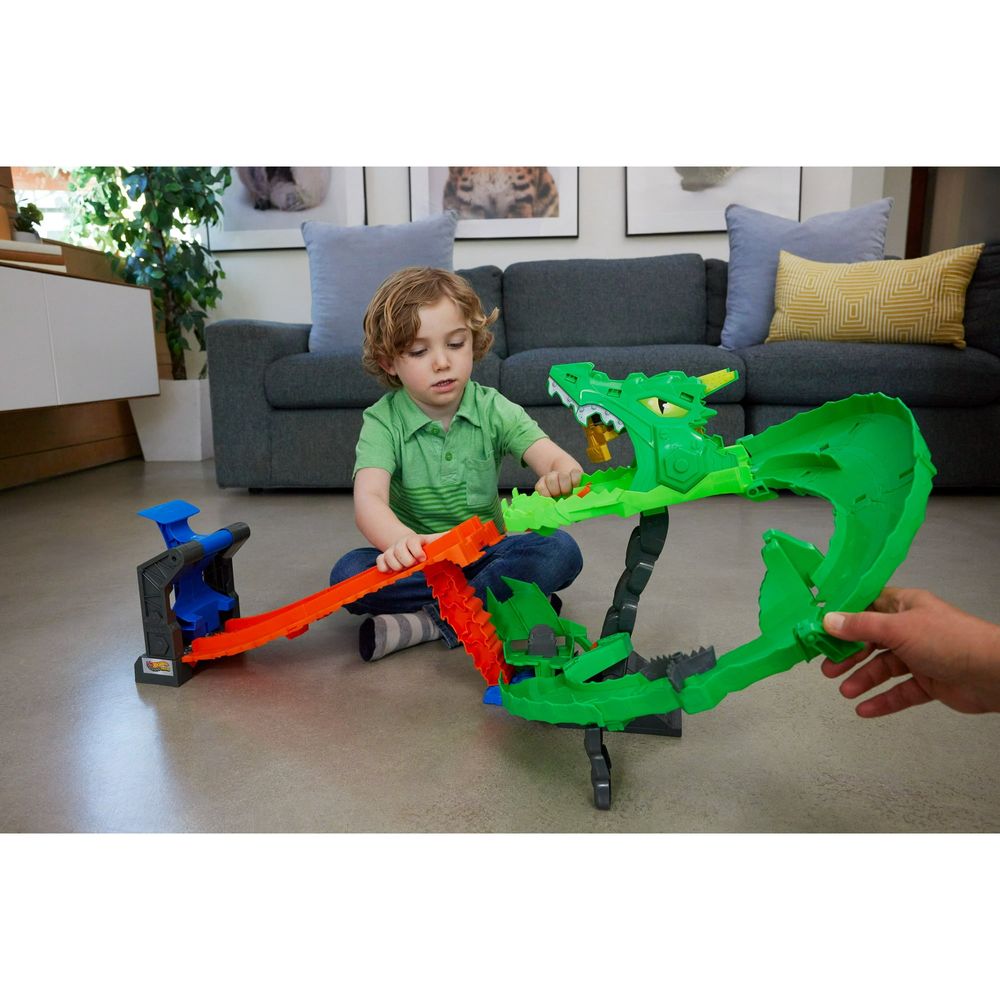 Hot Wheels Pista Destruição do Dragão 80 Anos - Mattel - Imagem 4