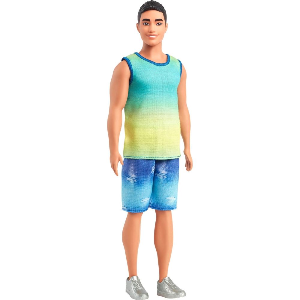 Barbie Ken Fashionista Regata e Shorts - Mattel